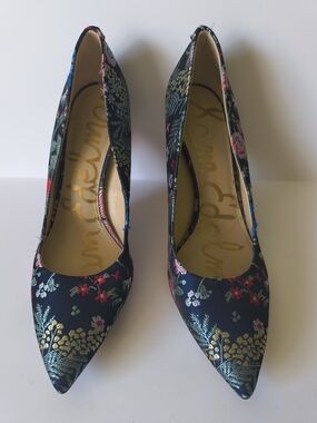 Sam Edelman Hazel Navy Silk Floral Embroidered Pointed Toe Pumps
